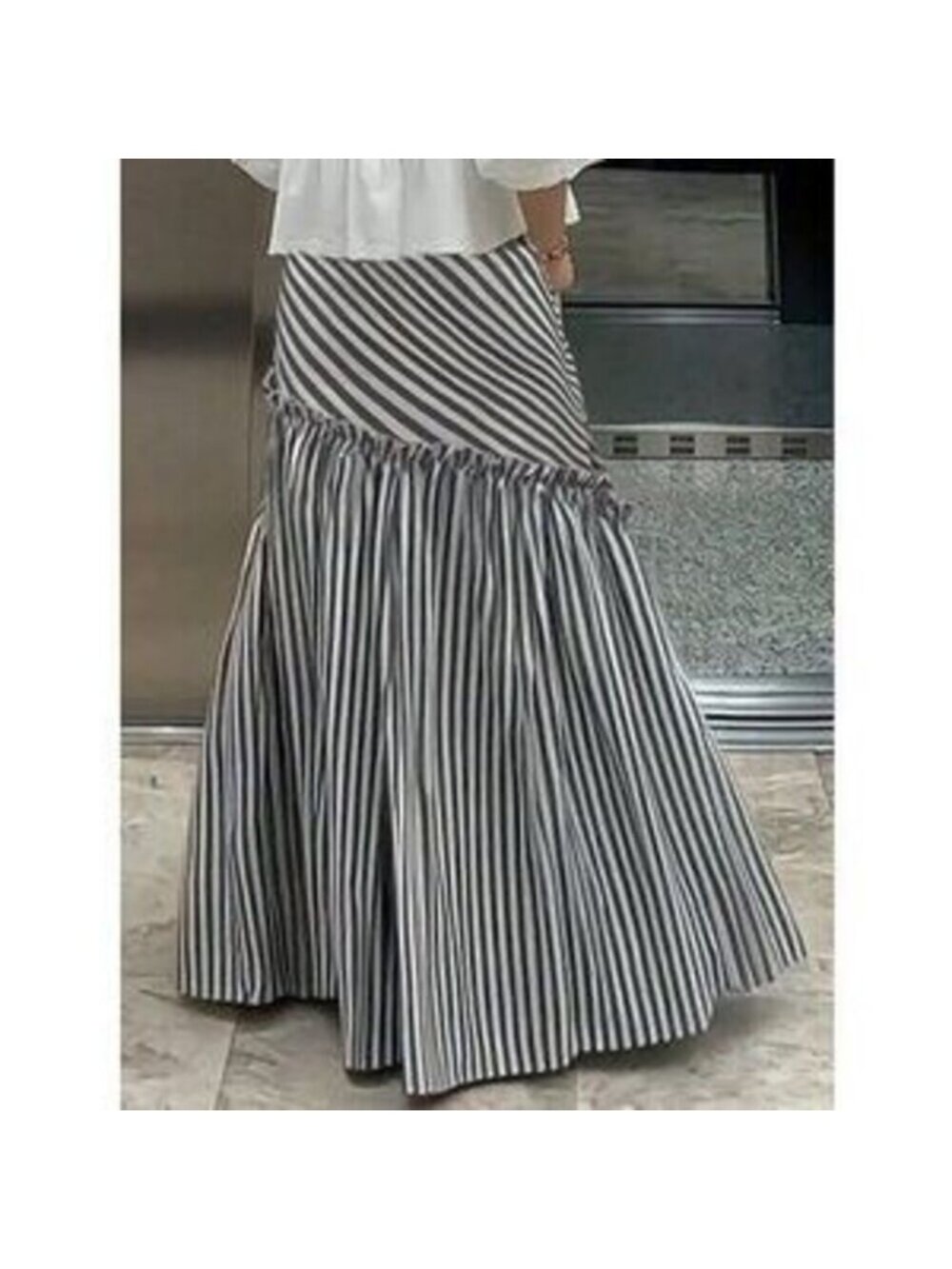 Black And White Casual Women's A-Line Striped Ruffle Hem Skirt - Picture 2 of 3